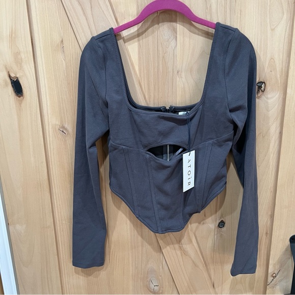 Atoir Alpha Crop Top Size Large NWT! Gray Corset Peephole Crop Shirt - Picture 7 of 16